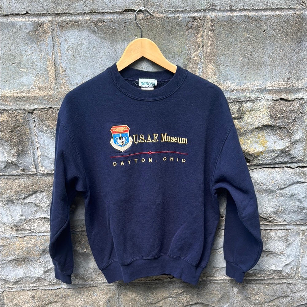 Vintage US Air Force museum sweatshirt 90s Dayton Ohio pullover USAF